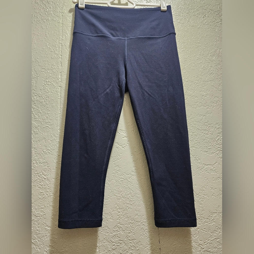 Athleta Elation Crop Navy Blue XS leggings